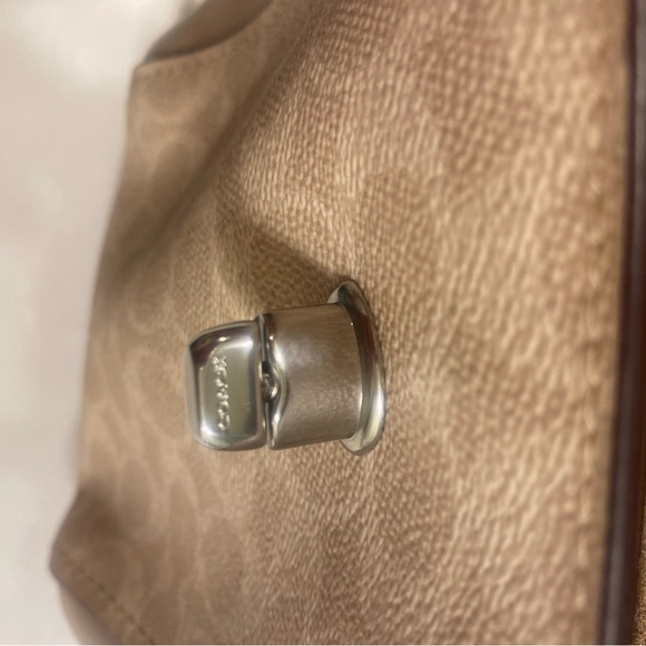 NWOT Coach Parker Convertible Backpack Crossbody Bag 16 Signature Canvas Beige - Picture 14 of 16